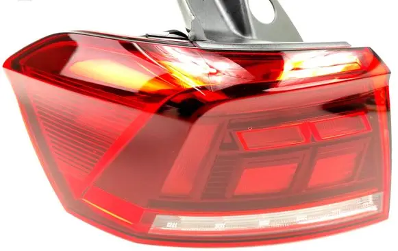 Volkswagen PASSAT B8 Rear/tail lights 3G9945095G