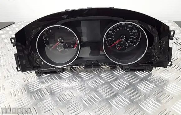 Volkswagen Golf VII Speedometer (instrument cluster) 5G0920961A