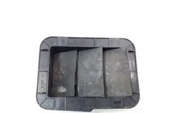 Toyota Verso Fender grill 629400F010