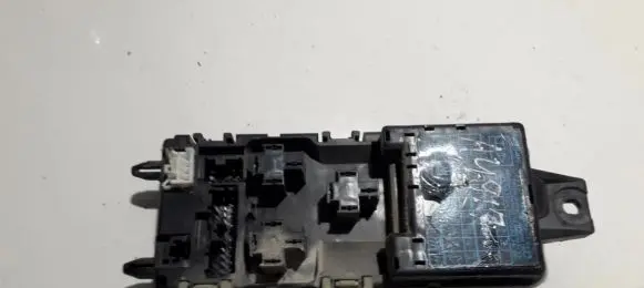 Mitsubishi Space Star Fuse box set MR318828 MB956355