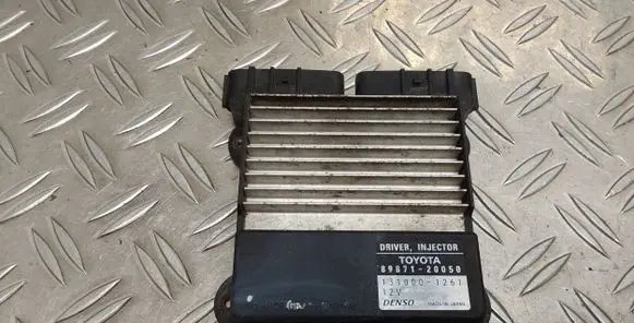 Toyota Land Cruiser (J120) Fuel injection pump control unit/module 8987120050