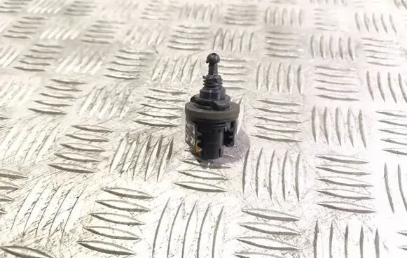 Ford Mustang V Headlight level adjustment motor 