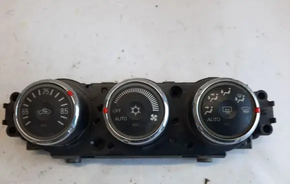 Mitsubishi Lancer Evolution Climate control unit 7820A081XC