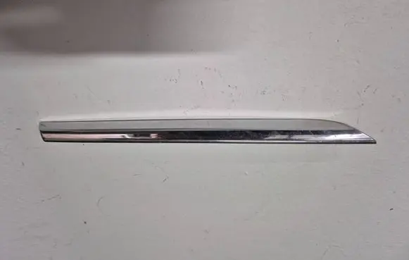 Mercedes-Benz GLK (X204) Front bumper upper radiator grill A2048882485