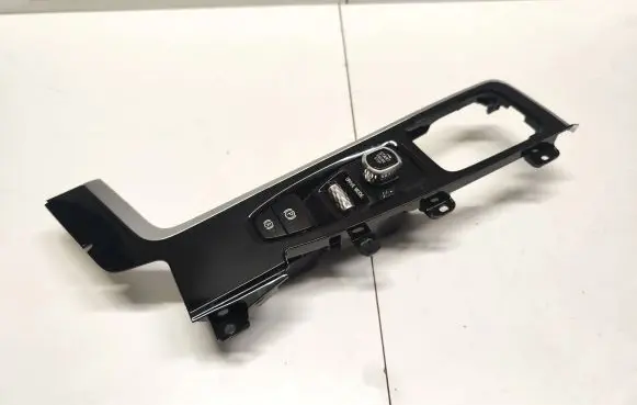 Engine start stop button switch