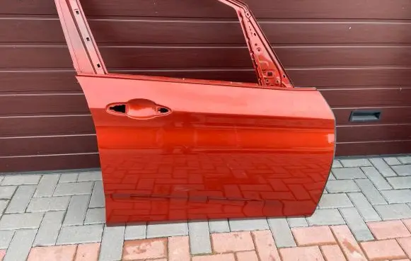 BMW 2 F45 Front door