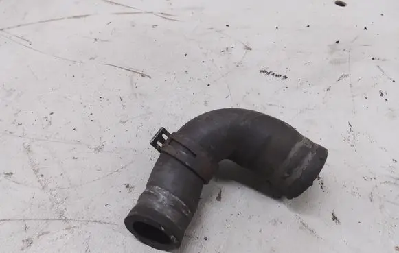 Volkswagen Transporter - Caravelle T5 Engine coolant pipe/hose