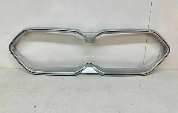 BMW X2 U10 Front bumper upper radiator grill 13310030020