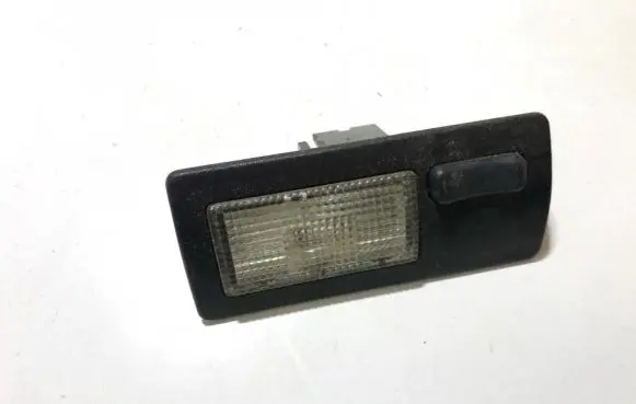 Volkswagen PASSAT B4 Rear seat light 357947291 ulo7210117