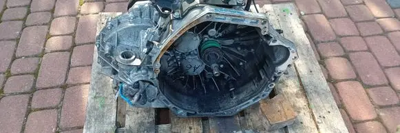 Renault Trafic III (X82) Manual 6 speed gearbox PF6044 PF6040 320102327R