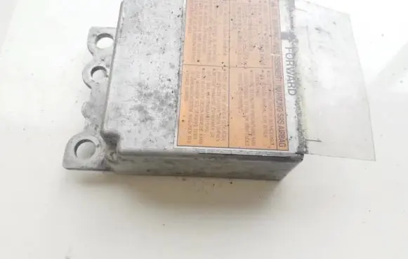 Nissan X-Trail T30 Airbag control unit/module 988209H600