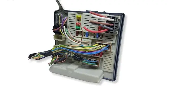 Renault Megane II Fuse module 8200481866HKASACJ 8200481866H