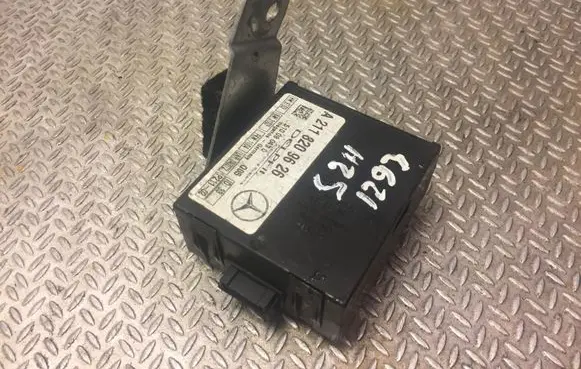 Mercedes-Benz E W211 Alarm control unit/module 2118209626 A2118209626