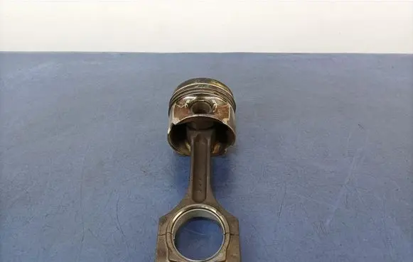 BMW 3 F30 F35 F31 Piston