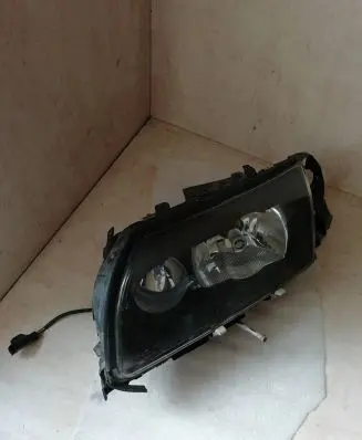 Volvo S80 Headlight/headlamp 30744159