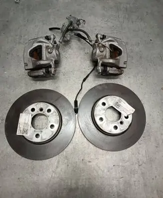 BMW 2 F45 Brake discs and calipers set 6866297