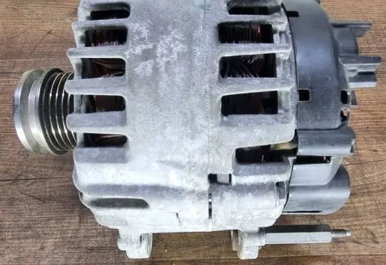 Skoda Octavia Mk3 (5E) Generator/alternator 04E903023K 2614609D