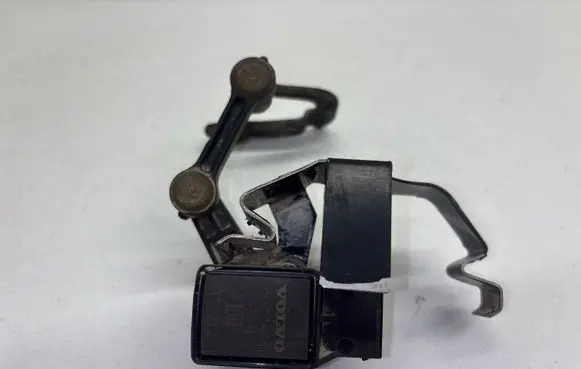 Volvo S60 Headlight/headlamp level sensor 8622446