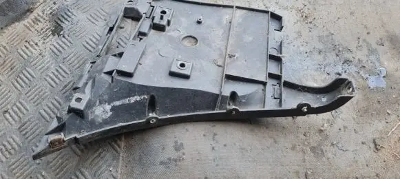 Volvo S80 Front bumper mounting bracket 08693042
