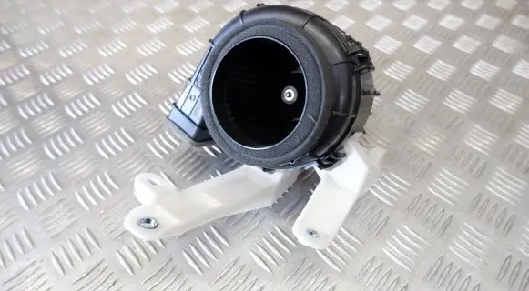 Toyota Yaris XP210 Hybrid/electric vehicle battery fan G9230K0021