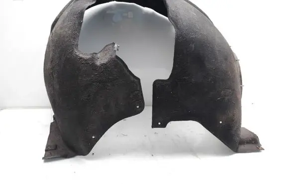 Audi Q7 4L Front wheel arch liner splash guards 