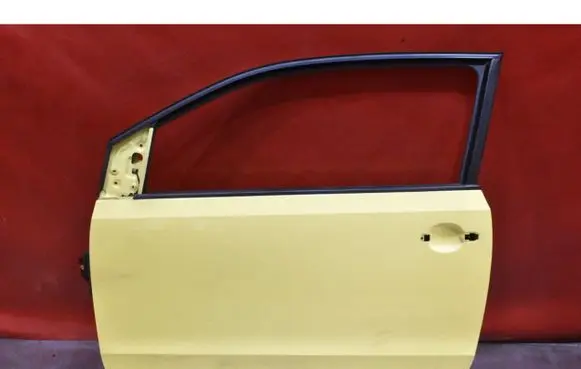 Skoda Citigo Front door