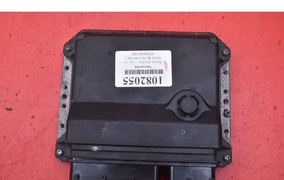 Toyota Avensis Verso Engine control unit/module ECU 8966105D81