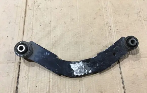 Mitsubishi Lancer Rear control arm