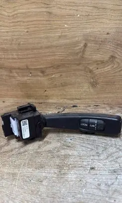 Volvo XC60 Indicator stalk 31334647