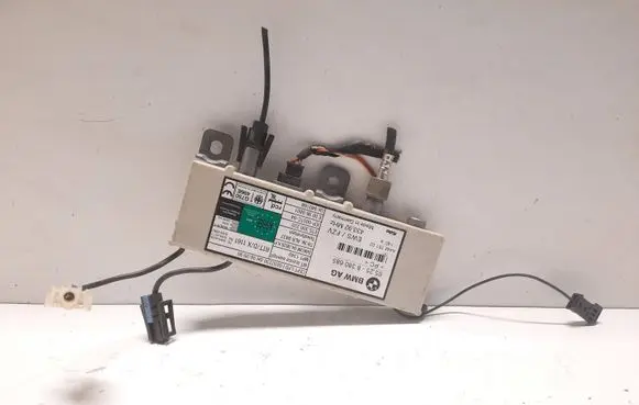 BMW 5 E39 Antenna control unit 8380685