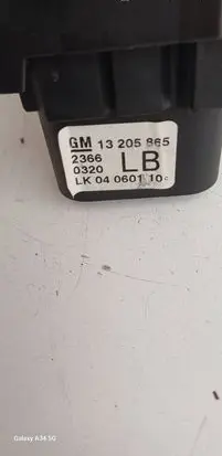 Opel Zafira B Light switch 13205865
