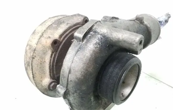 BMW 5 E39 Turbo 7780199 GT2052V 7104151