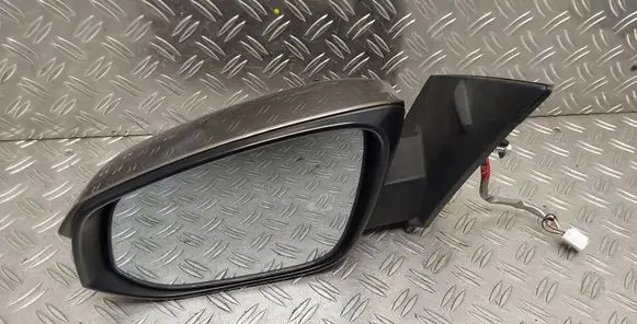 Toyota RAV 4 (XA40) Front door electric wing mirror 