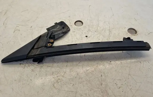Porsche 911 991 Front door glass trim molding 99153753204