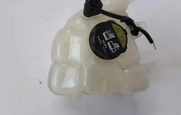 Volvo S90, V90 Coolant expansion tank/reservoir 31338291