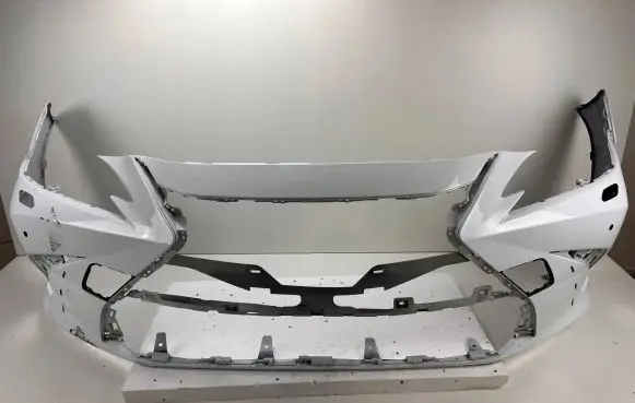 Lexus ES 300h Front bumper 5211933B60