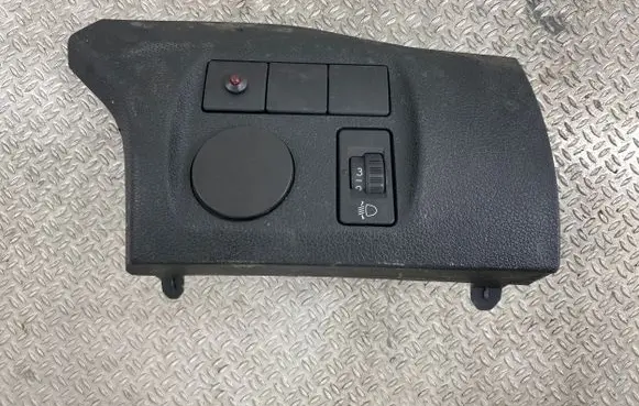 Citroen Berlingo Wing mirror switch 9680907377