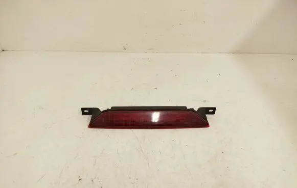 Dodge Caliber Third/center stoplight 05303754AD 21276B