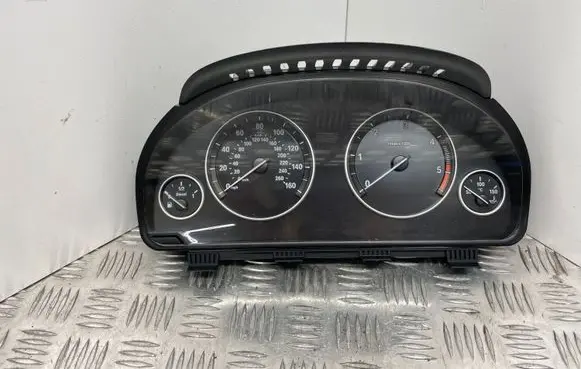 BMW 5 F10 F11 Speedometer (instrument cluster) 2207054 9255591 2000115373