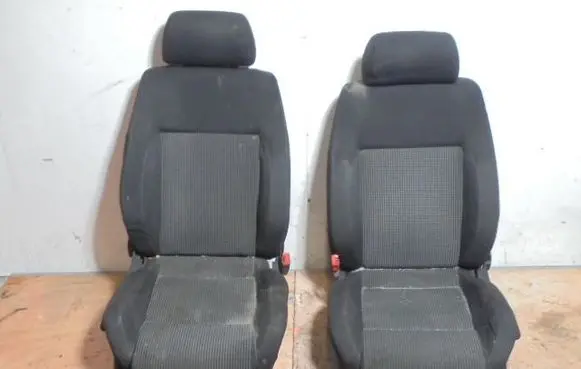 Volkswagen Golf IV Other seats 1J4881105FS