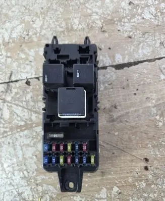 Volvo S40, V40 Fuse module 1C290505 9004