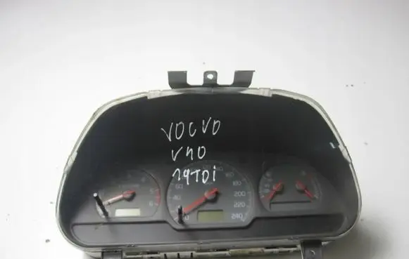 Volvo S40, V40 Speedometer (instrument cluster) 30857569H