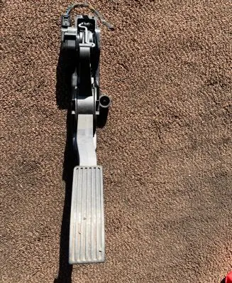 Mercedes-Benz A W169 Accelerator throttle pedal 91736020