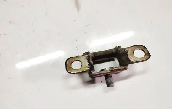 Nissan Micra Rear door lower hinge ES783Y