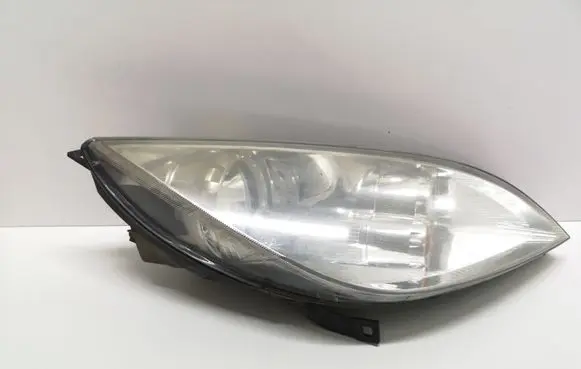 Mitsubishi Colt Headlight/headlamp 1305235844