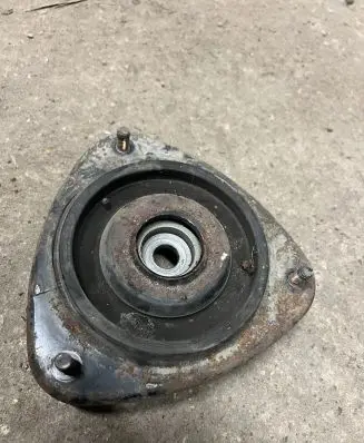 Subaru Outback Front upper strut mount 