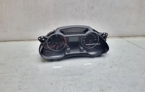 Audi A4 S4 B8 8K Speedometer (instrument cluster) 5550016237