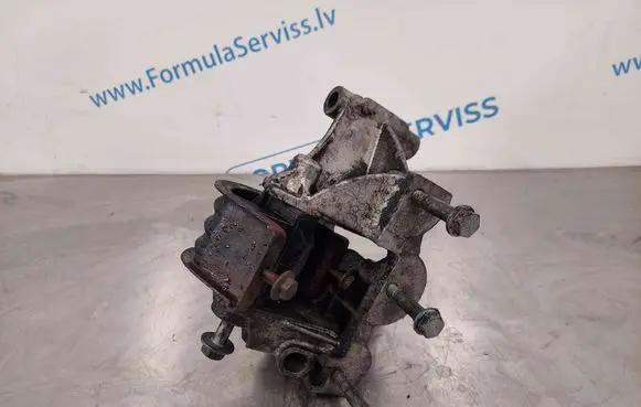 Volkswagen Transporter - Caravelle T5 Engine mounting bracket 070199343B