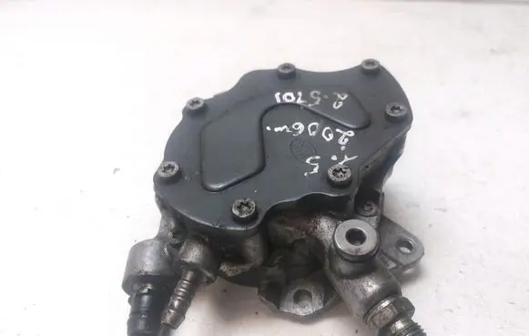 Volkswagen Multivan T5 Vacuum pump 070145209J