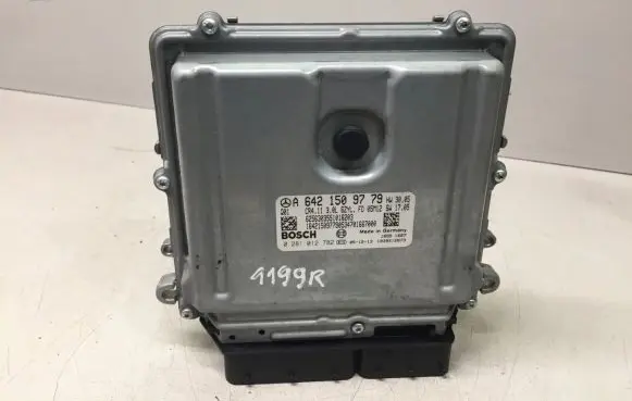 Mercedes-Benz CLS C219 Engine control unit/module A6421509779 0281012782